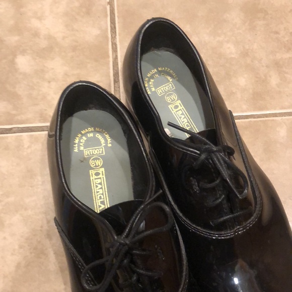 Barclay Shiny Men’s Oxford size 8W. Practically new! - Picture 3 of 16